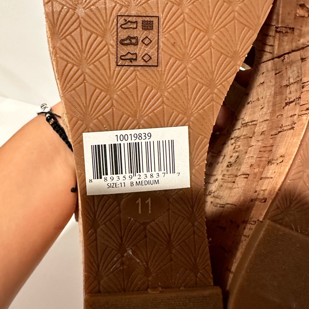 Ariat Wedges - Picture 8 of 11